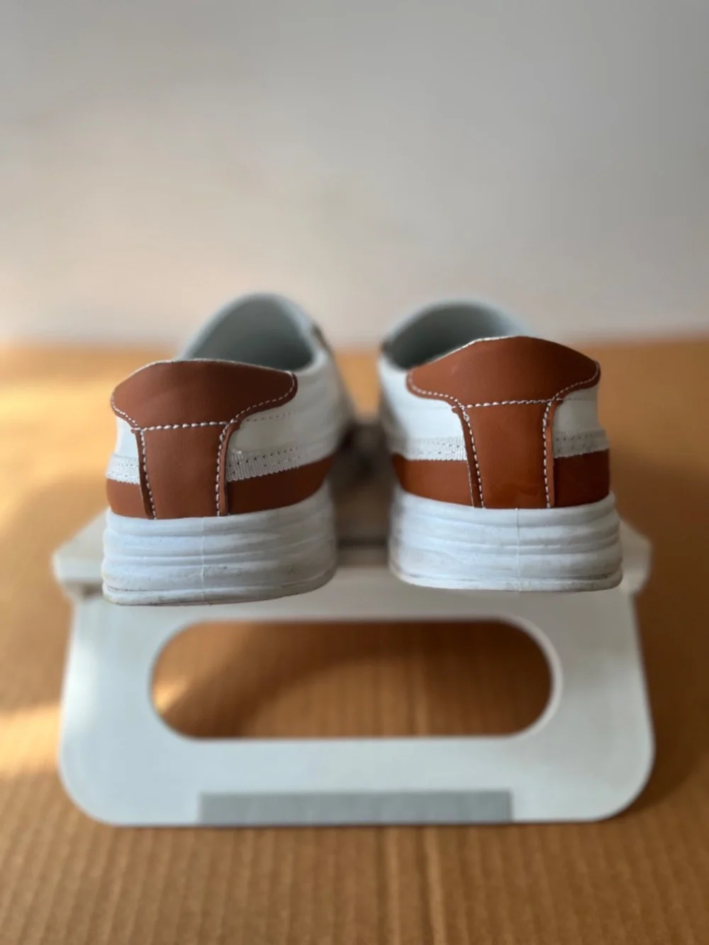 Tolypach men slip